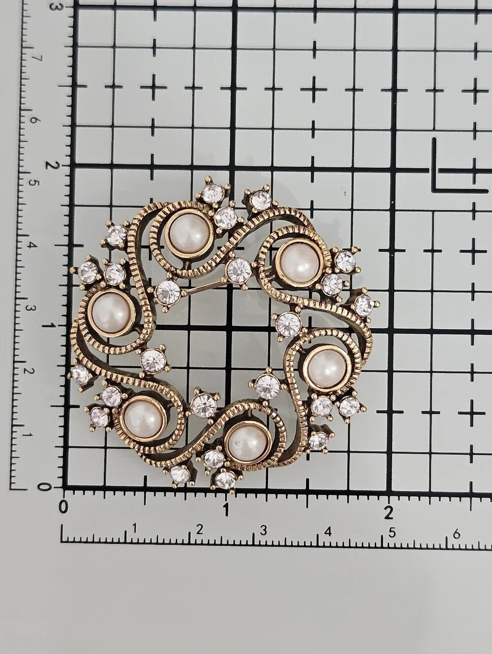 Monet Vintage Faux Pearl & Rhinestone Gold Tone Wreath Brooch Pin